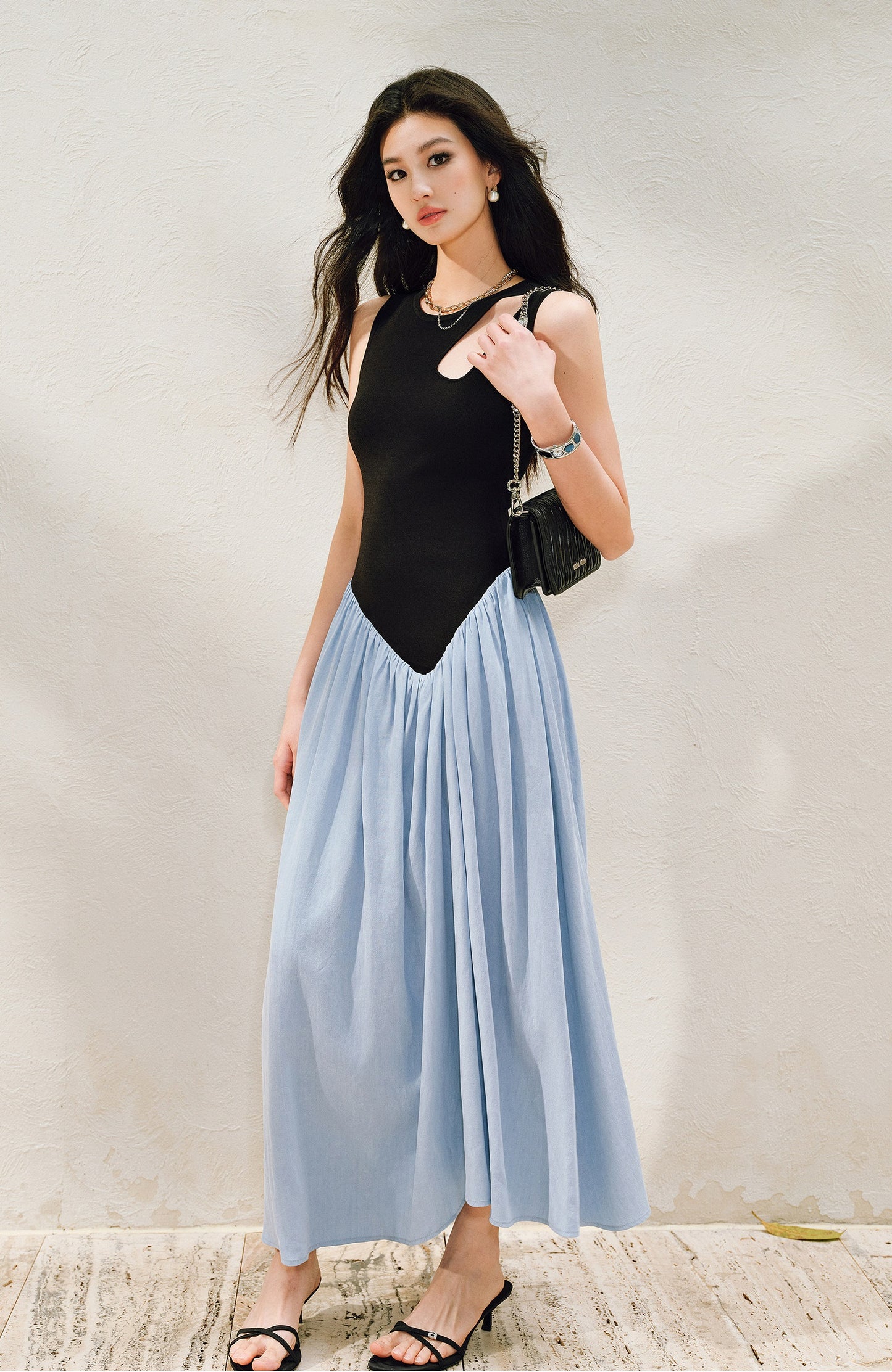 WANGXO |Tailoring Sleeveless Umbrella Hem Dress in Sculpted Casual Elegance -LUMA