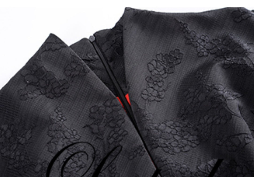 Le Palais Vintage Heavy Vintage Lace Dark Pattern False Waist Seal Bat-Sleeve Swing Dress-FAFA