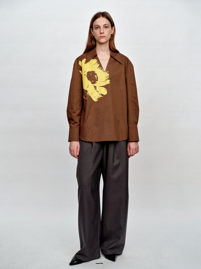 SERRER bright yellow daisy print brown pullover V-neck shirt - ISAIAH.