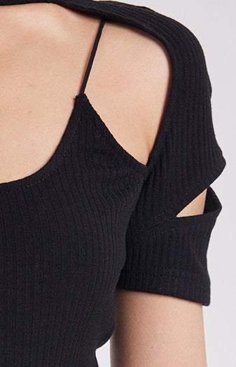 TINY IN cut-out high neck u-neck short sleeve fake two-piece top - COM