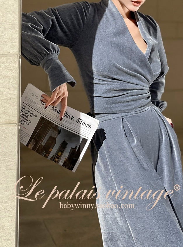 Le Palais Vintage Elegant long sleeves  V-neck matte velvet dinner wrap top-Maryann.