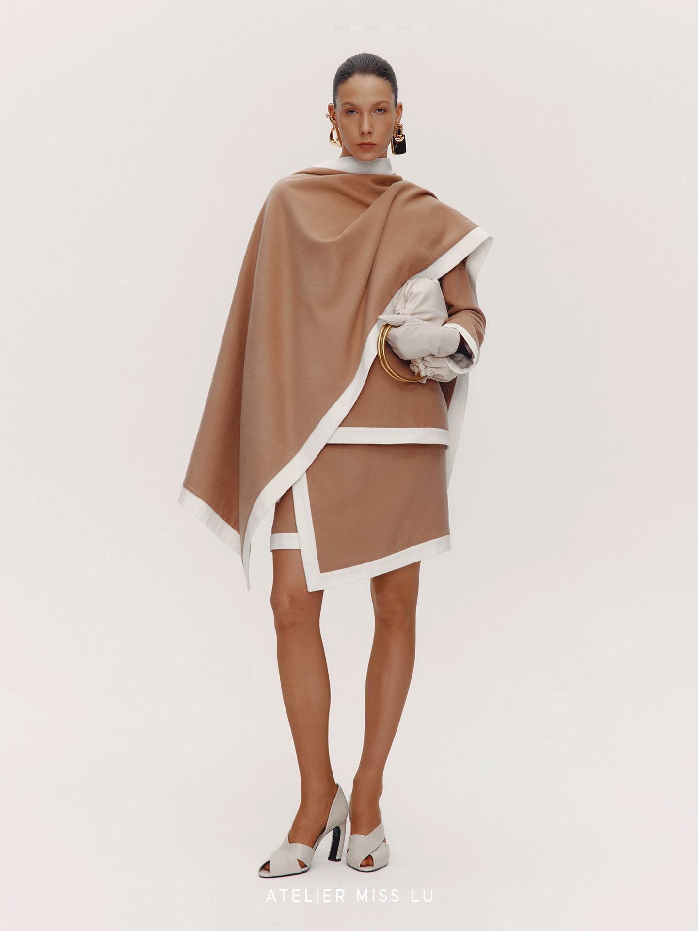 AtelierMissLu [Queen of the Wind] Old Money Wind Contrasting Sheep Wool Blend Scarf - HOLD