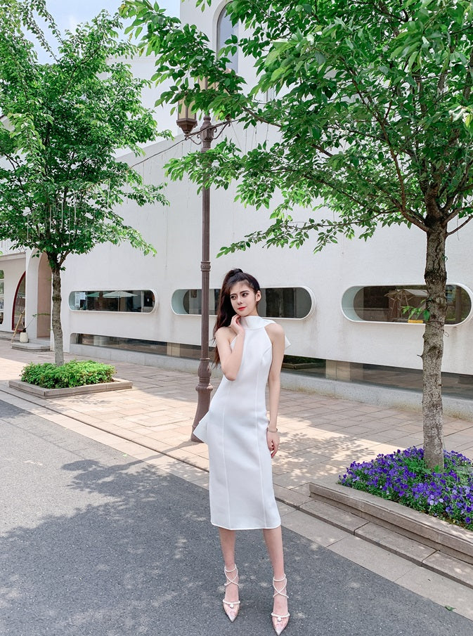 DOLLY Luxury Halter Neck Sleeveless Backless Big Bow Dinner Dress-PELA