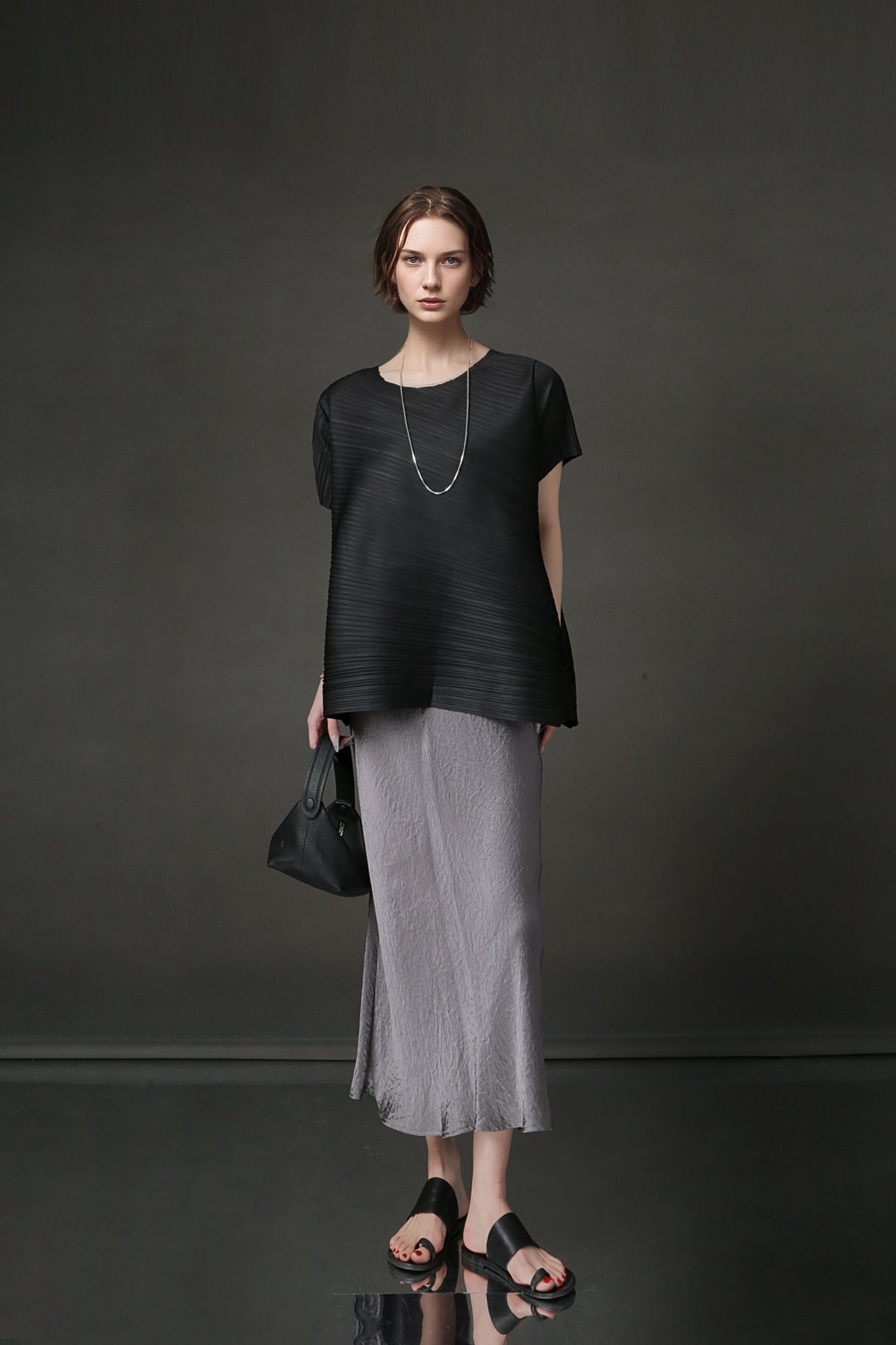 PIAOIN Miyake style simple premium pleated design T-shirt  -CECILLIA