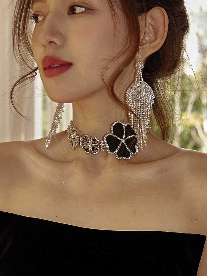 DOLLY High End Full Diamond Tassel Chic Earring-BOMA