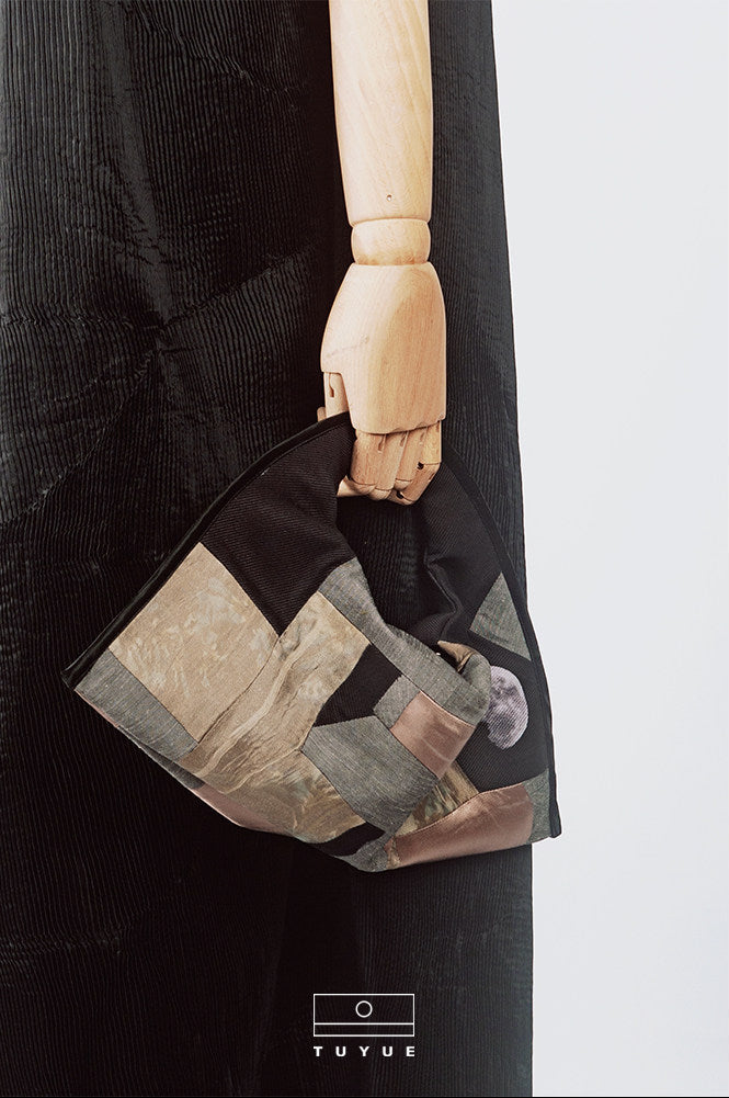 TUYUE Sustainable Silk Velvet Moon Tochbag - BRIAN.
