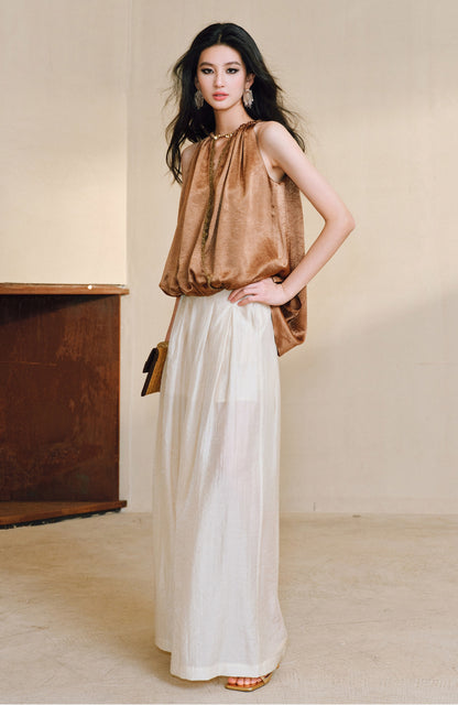 WANGXO|Lace-Trimmed Metal Chain Halterneck V-Neck Pleated Top with Delicate Texture -AYRA