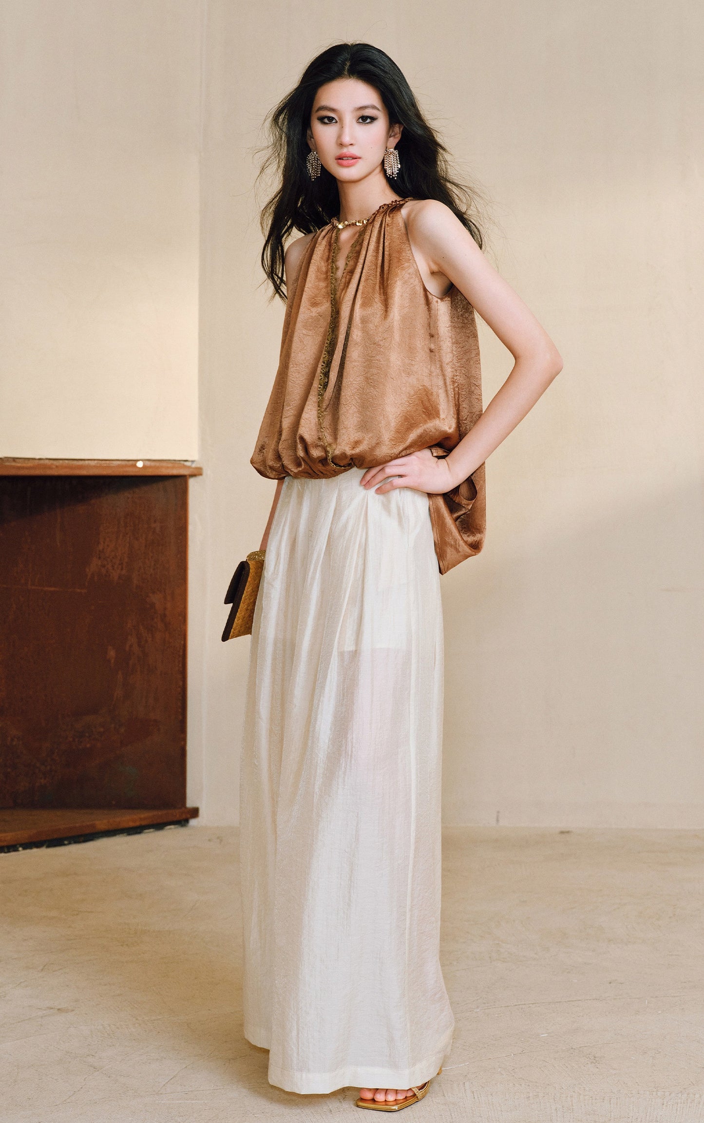 WANGXO| Acetate  Lace-Trimmed Metal Chain Halterneck V-Neck Pleated Top -AYRA.