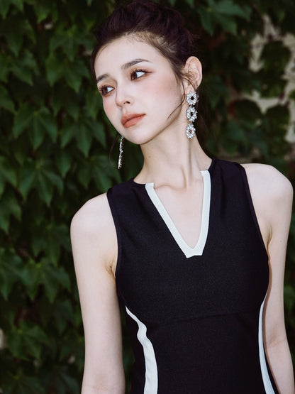 DOLLY High End Black and White V-Neck Sleeveless Slim Fit High Slit Sexy Dress-ESTER