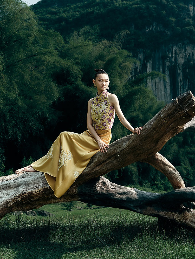 HECO Chinese Retro Style Embroidery Golden Dragon Stand-up Collar Vest Top  - QANT.