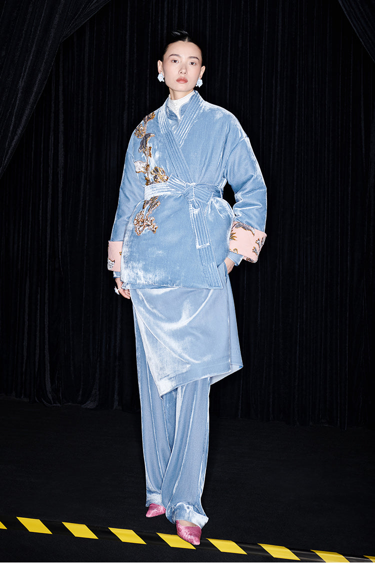 M essential Mackay designer cut-and-appliqué folded puffer jacket - rain.