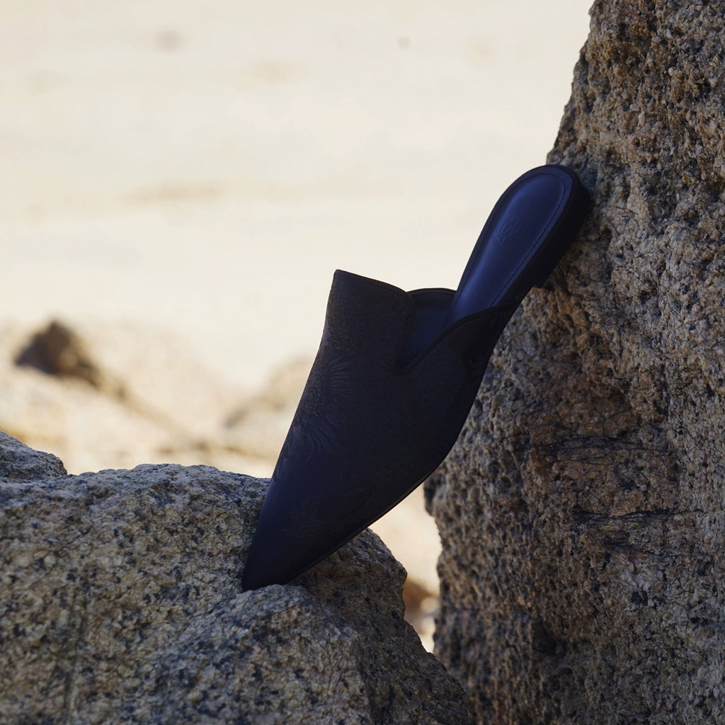 B-FEI limited edition pointed flat slippers-SHINO.