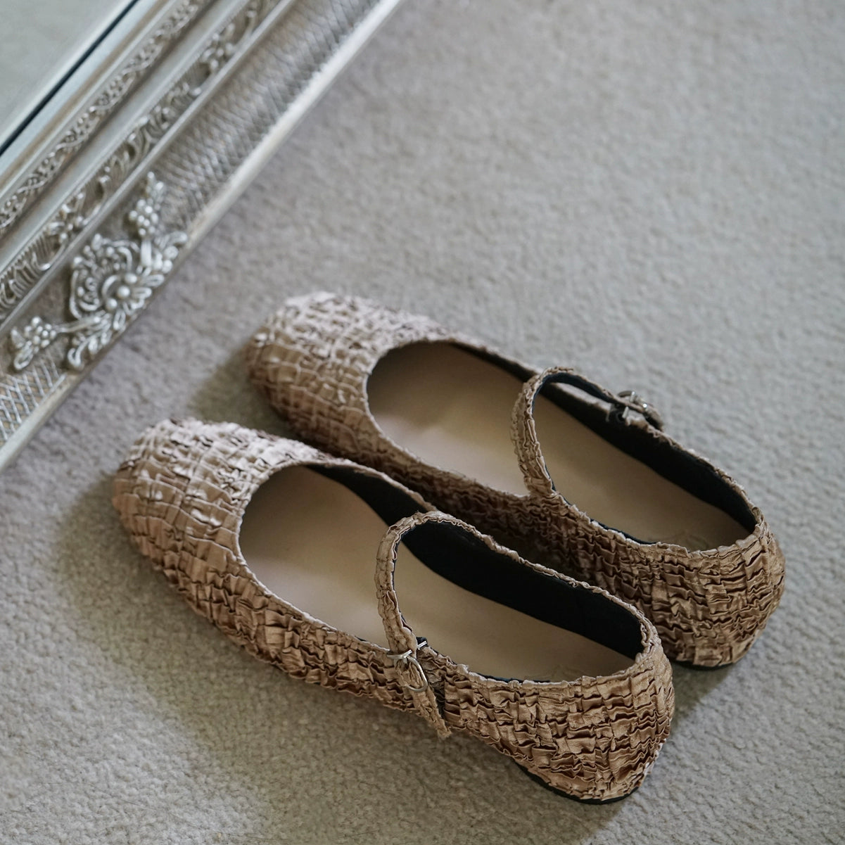 B-FEI fashion mocha pleated flat shoes-INDIANI.