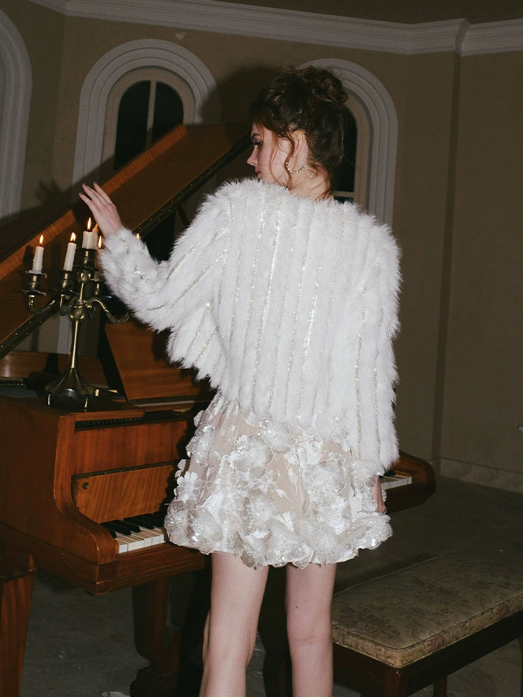 Wardrobes by Chen Luxury White Crystal Diamond Chain Tassel Short Fur Jacket-Leni