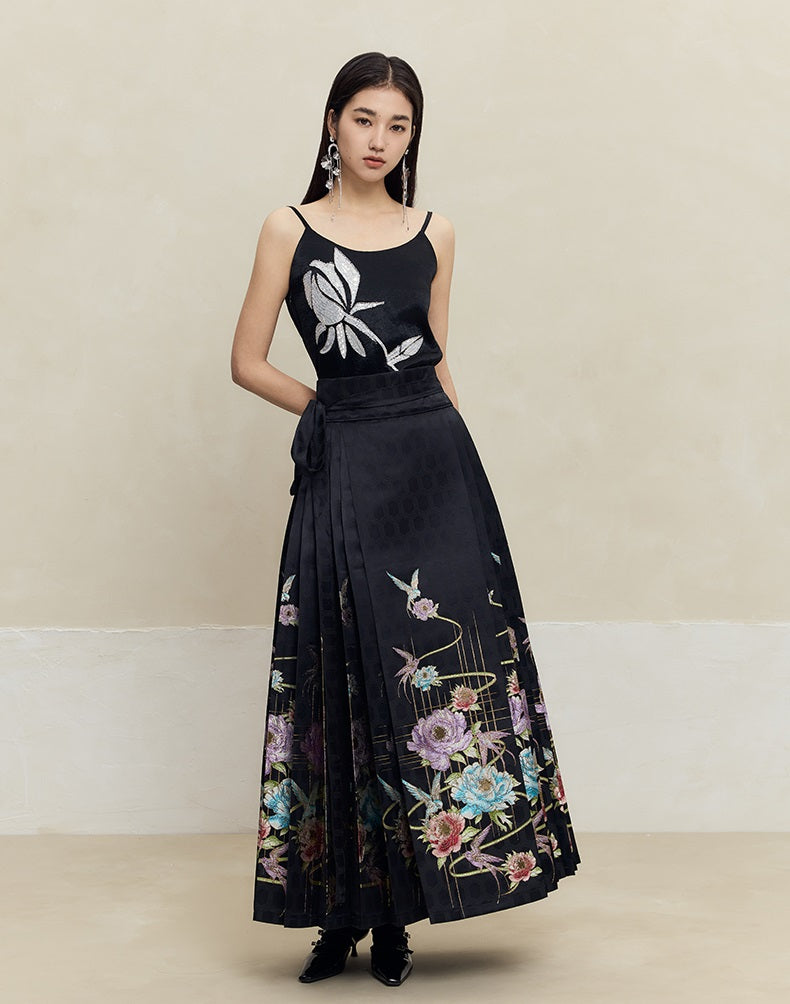 HECO 100% polyester Yarn-Dyed Hanfu Horse Face red black Skirt Woman - proud.