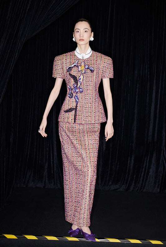 M essential Ma Kai designer kneaded gold coarse spinning iris stacked embroidery slim top - LIVING.