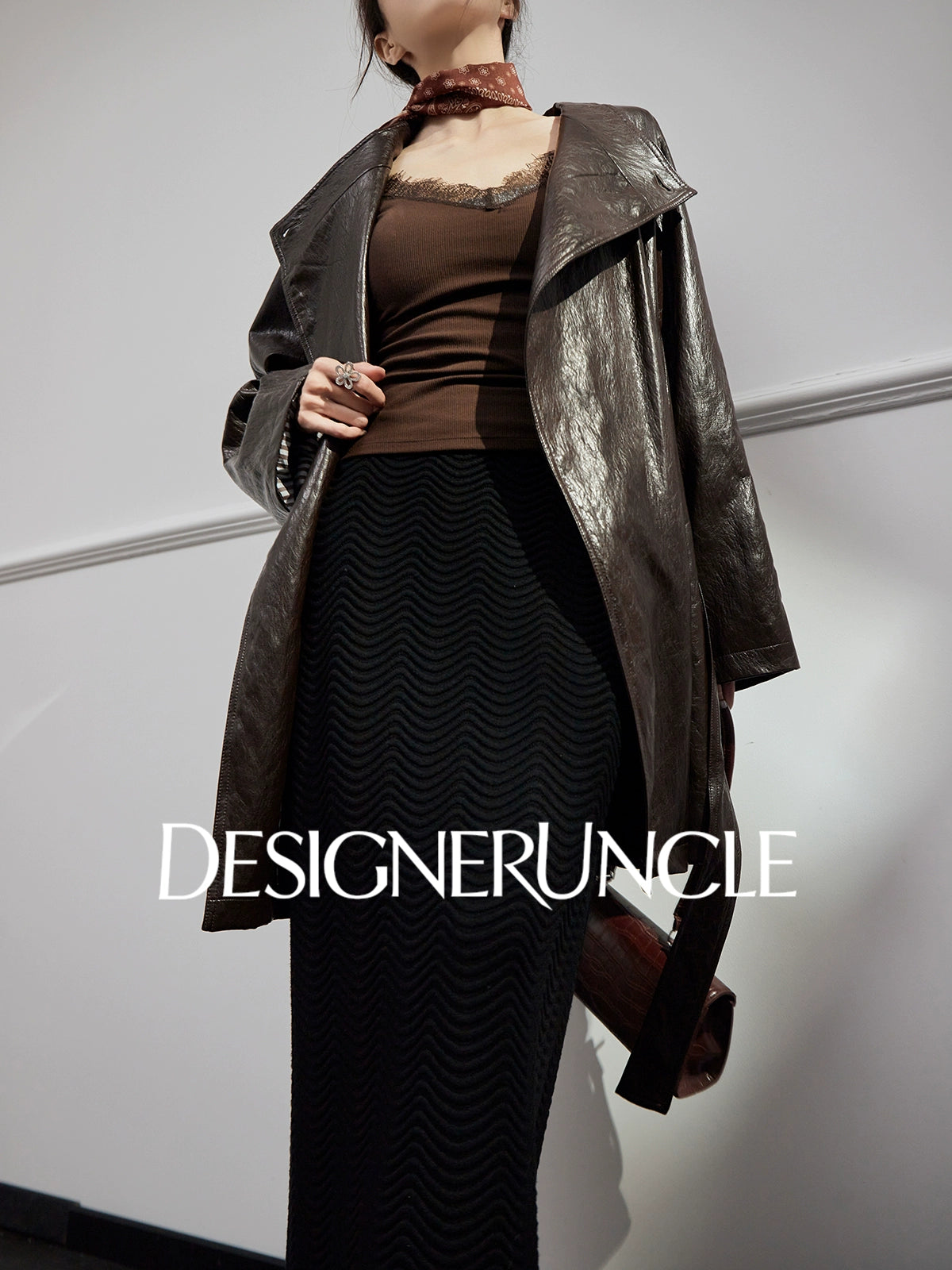 DGU "Obscure Shadow" Flower Coffee Haining Genuine Leather Retro Slimming Top - HEADS.