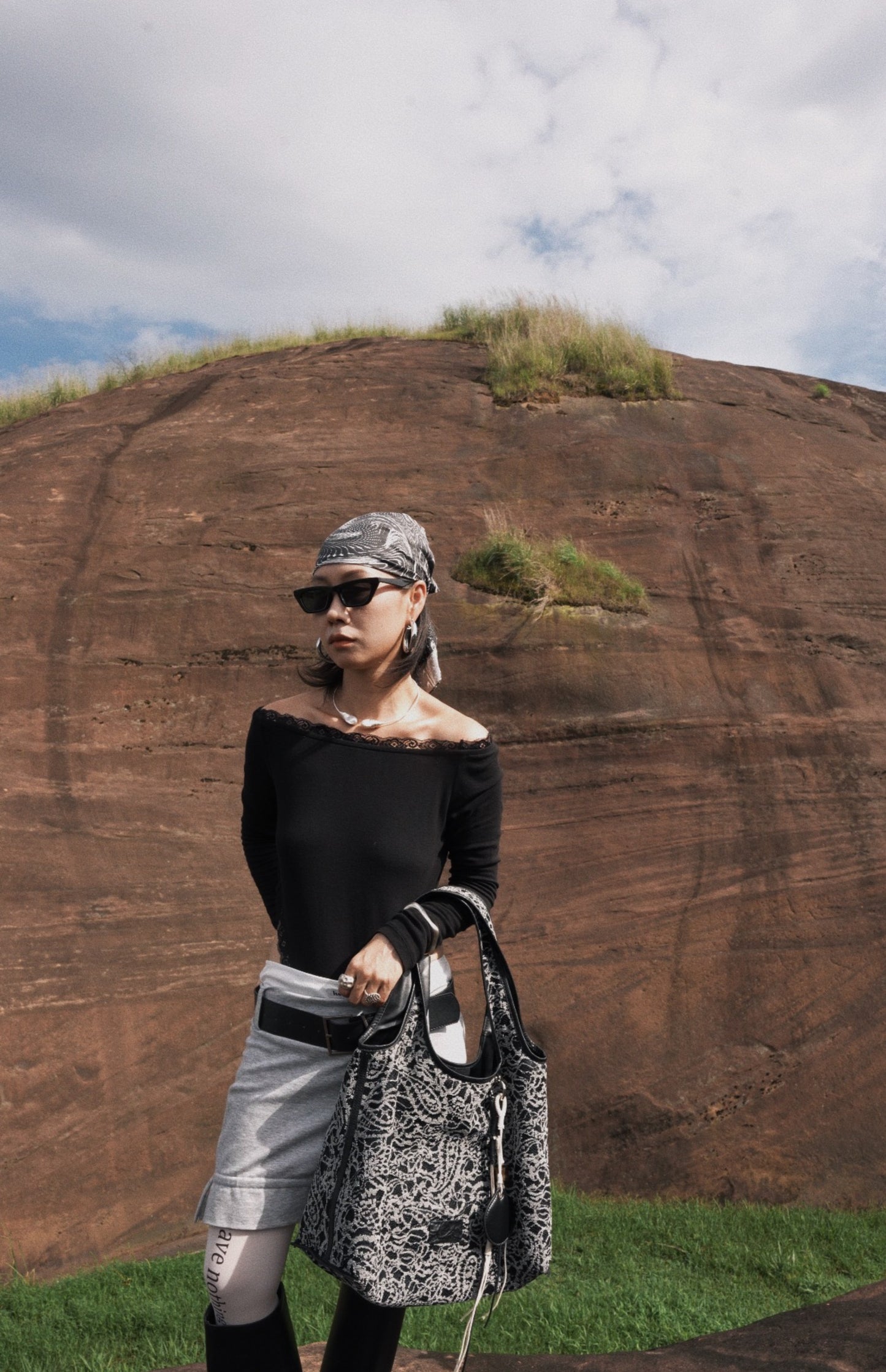 IUBALLET Relaxism New Lace One Shoulder Crossbody Large Capacity Tote Bag - APOCALYPSE ?