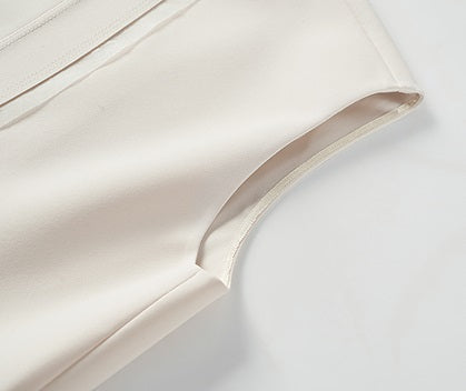 COMME MOI Lv Yan designer's curved placket cropped vest - POSEY.