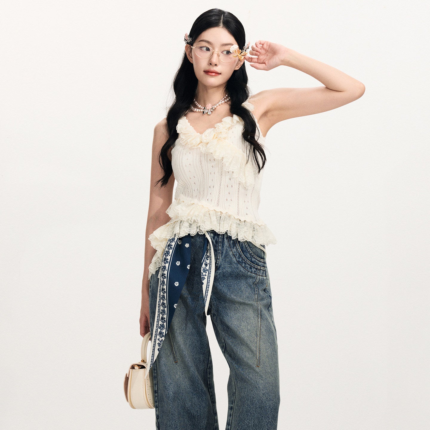 FAME Three-Dimensional Flower Lace Lace Suspender Top