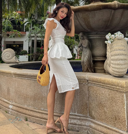 Le Palais Vintage embroidery cotton wrap short top + high-waisted bud skirt-TEE