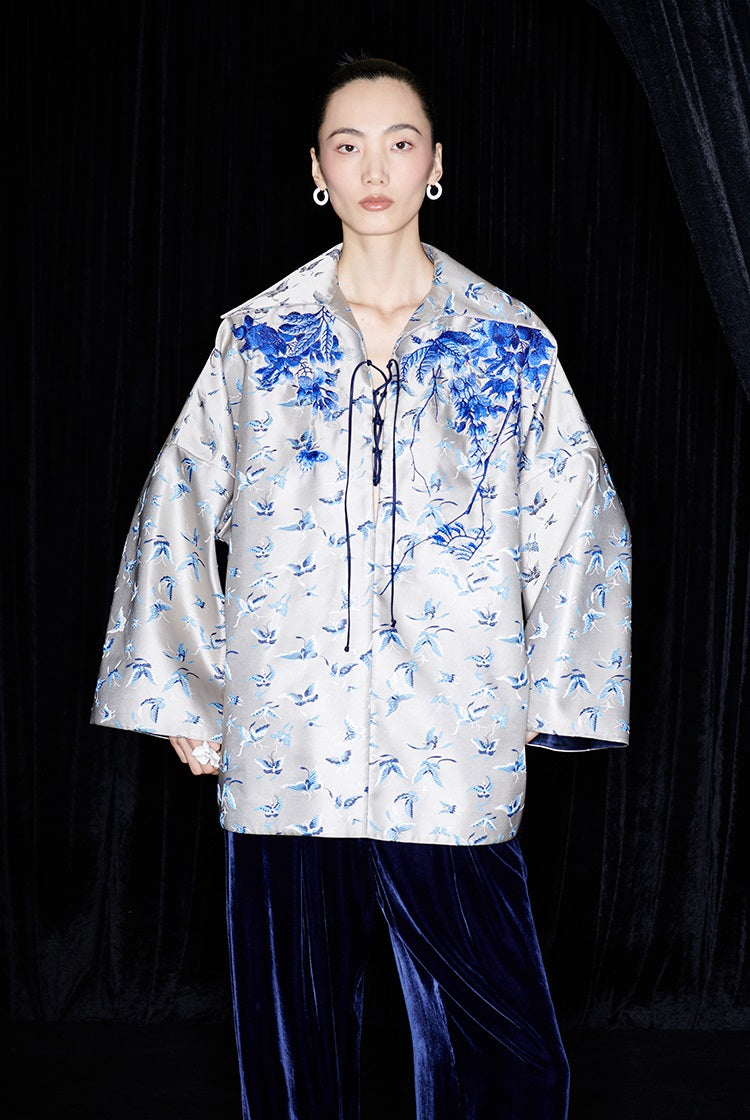 M essential Mackay designer butterfly jacquard blue vine butterfly embroidered top - WIND.