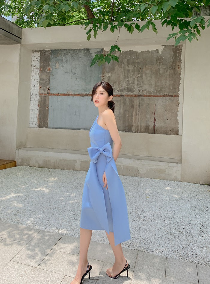 DOLLY Elegant French Style Slant Collar Sleeveless High Waist Midi Dress-QUINNE