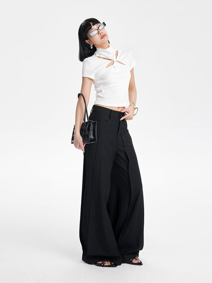 TINY IN american cropped cut-out top with a half-high neck -GOJO