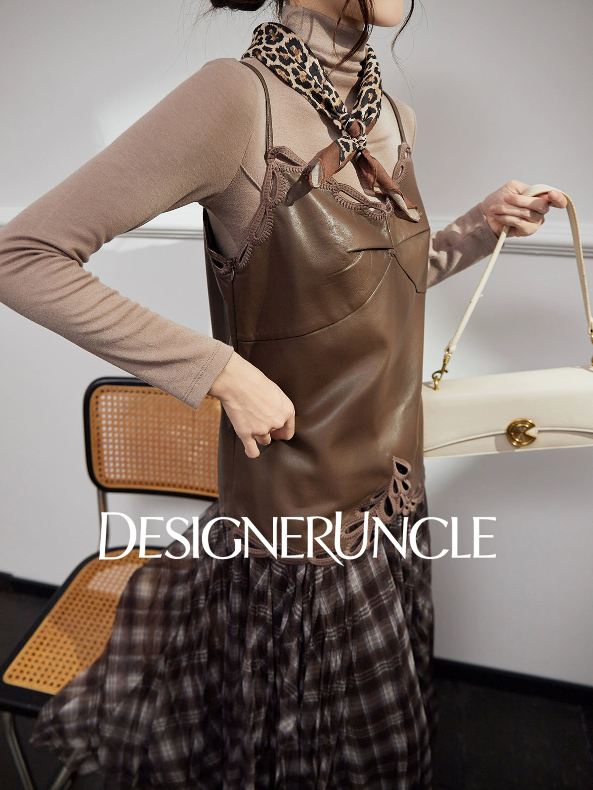 DGU "Wind Hidden Woman" maroon suspender layered slimming layered top - LAYE.