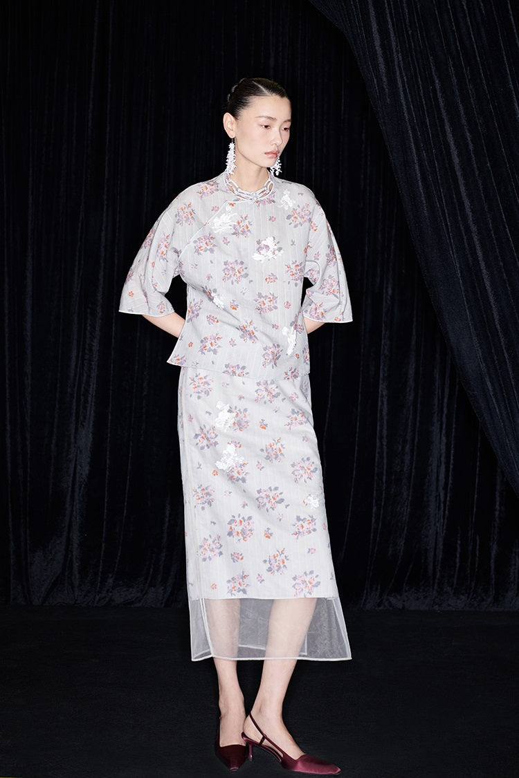 M essential Ma Kay designer Jinghe printed fabric floral nail beads top - JULY.