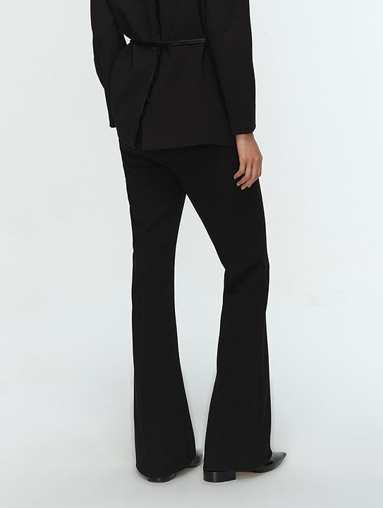 COMME MOI Lu Yan designer's new women's classic black slim acetic bell bottoms - GREAT.