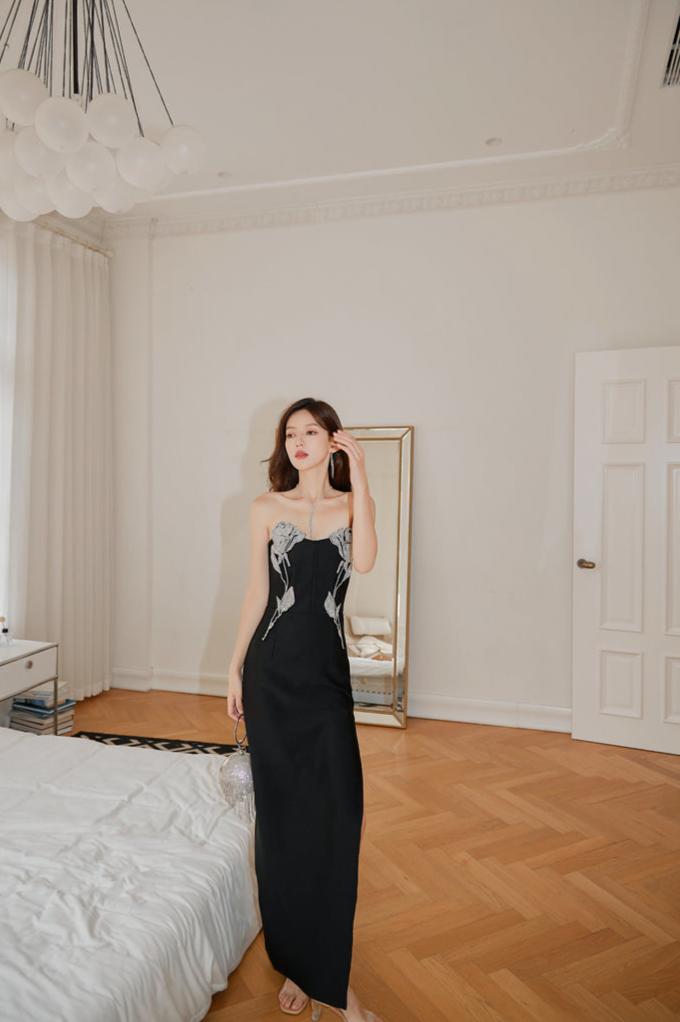 DOLLY Luxury Black Sleeveless Off Shoulder Diamond Tube Top Long Slit GOOD GIRL REBEL DOLLY Luxury Black Sleeveless Off Shoulder Diamond Tube Top Long Slit GOOD GIRL REBEL