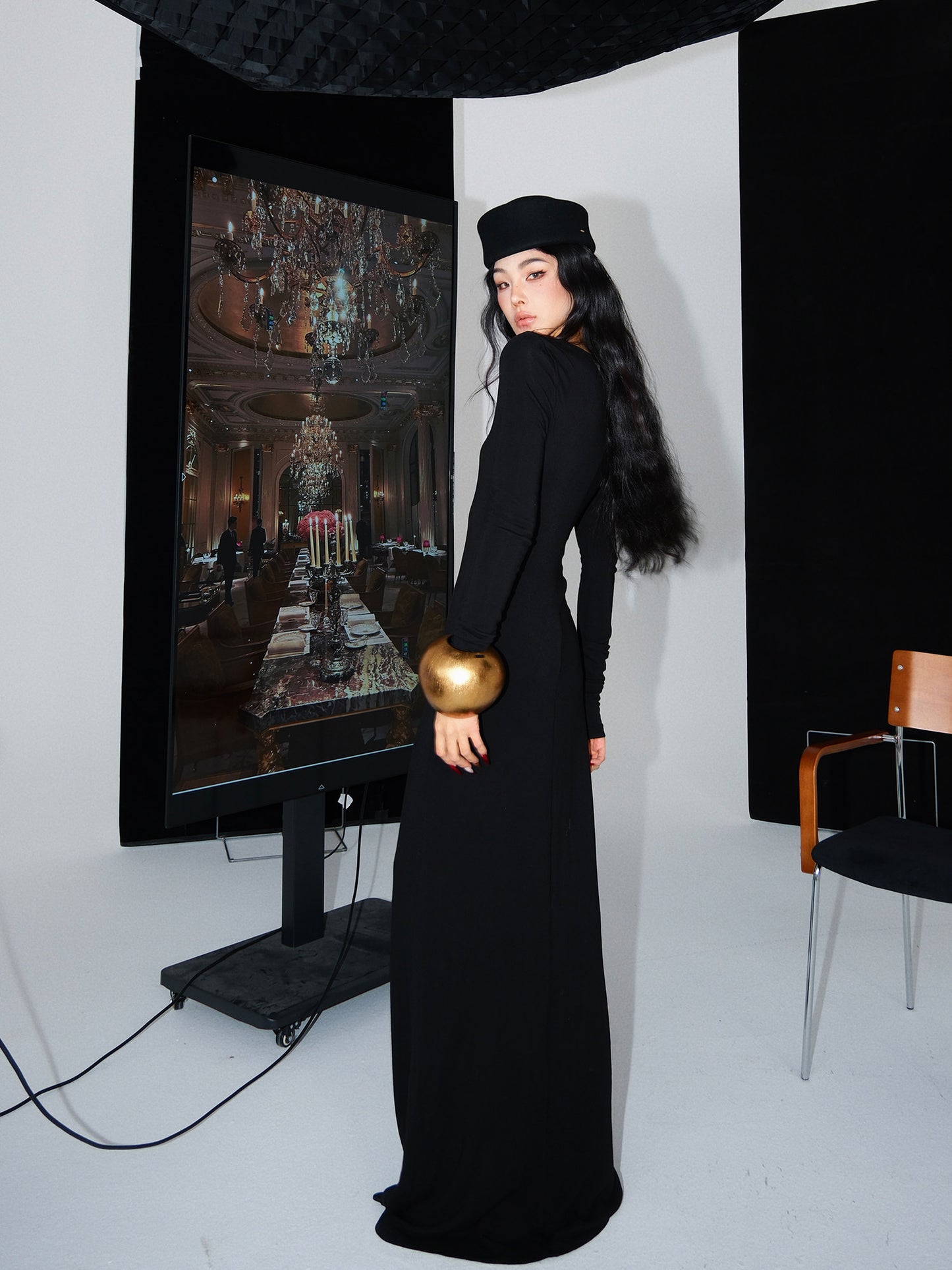MEI SANGUAN Black U-neck long-sleeved floor-length dress - HARPER