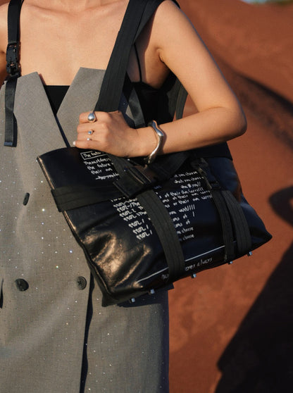 IUBALLET Turf Cobbler's Leather Tote Bag - GOLD.