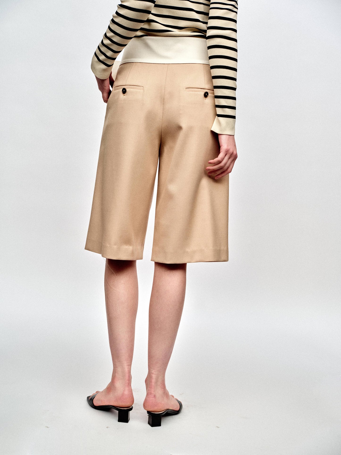 SERRER Contrast splicing waist design wool shorts - ELIJAH.