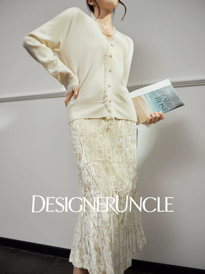 DGU "Jinyan" soft and glutinous white knitted sweater loose slimming fashion jacket - Jesse.