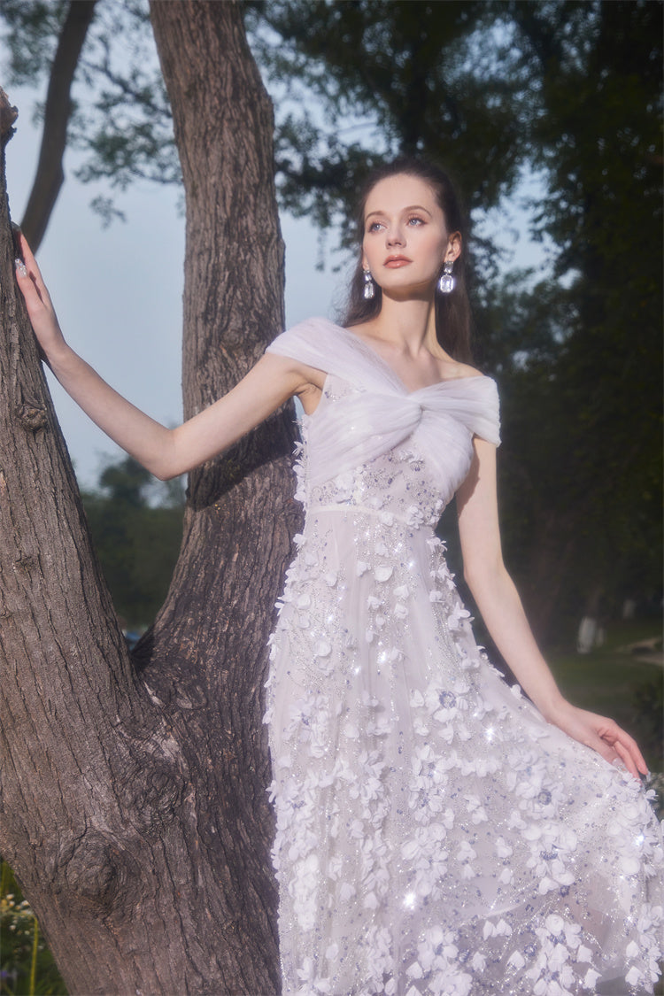 Spot Wardrobes by Chen Elegant White Embroidered applique  wedding Dress-Swiss