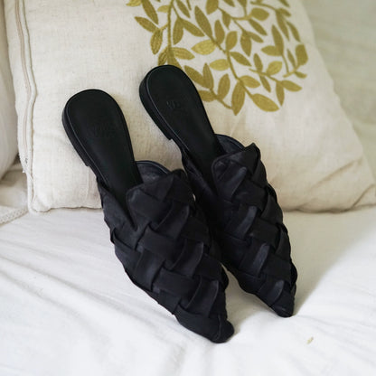 B-FEI pleated Miyake art fabric mules-WALIT.