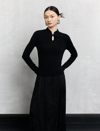 HECO Plain Worsted Wool Cheongsam Collar Buckle Knitwear - close.