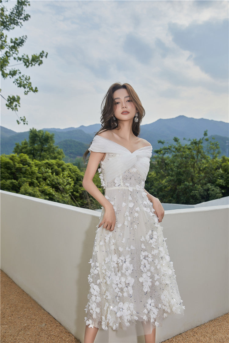Spot Wardrobes by Chen Elegant White Embroidered applique  wedding Dress-Swiss