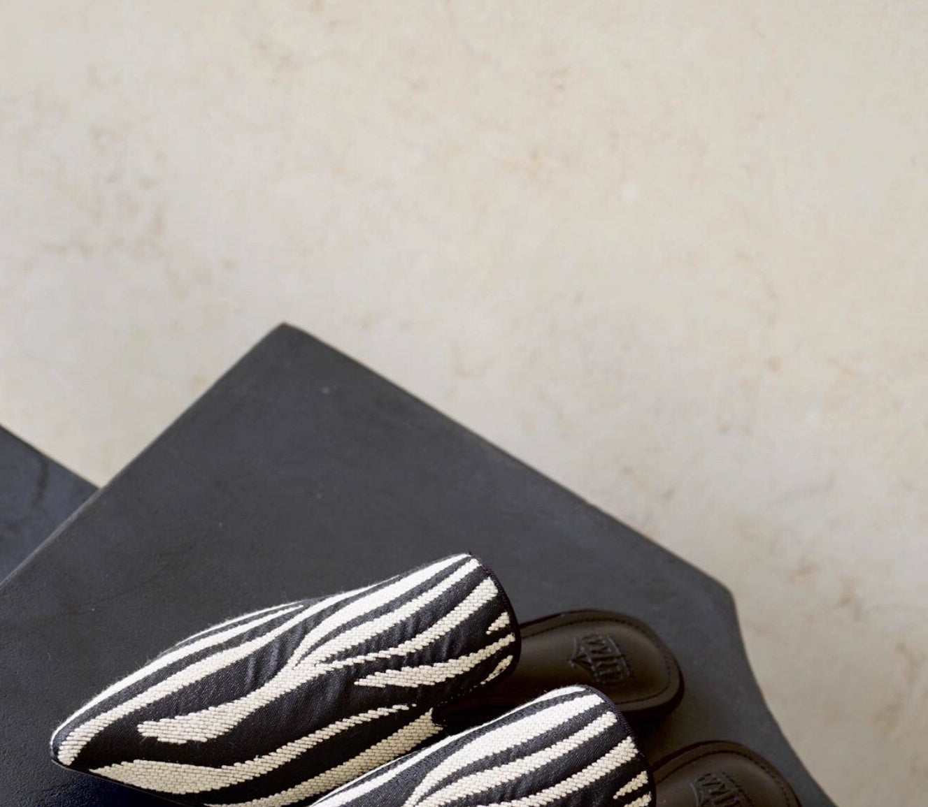 B-FEI female flat half slippers-LIVRE.