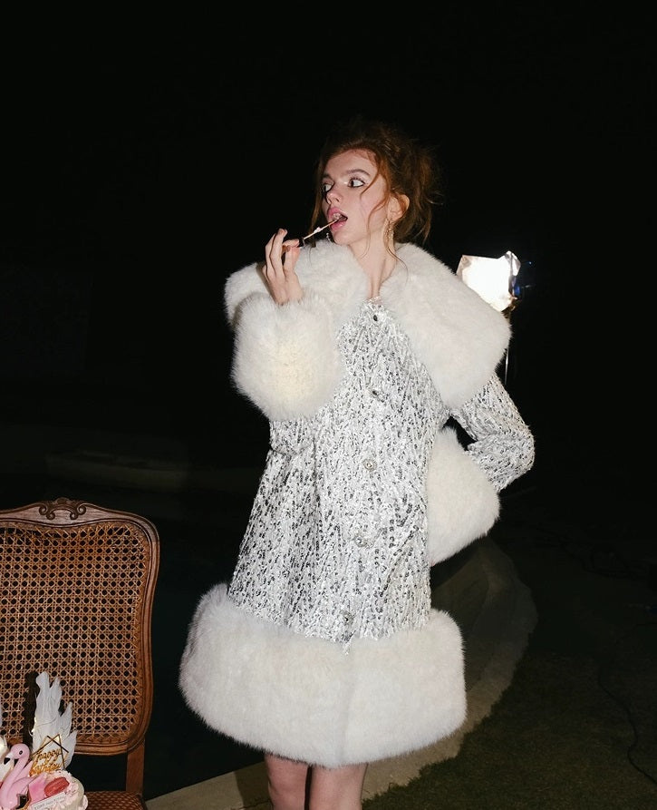 Wardrobes By Chen Elegant White Long Sleeve Medium Fur Coat-Nelo