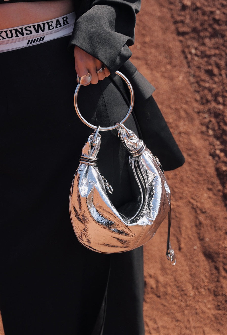 IUBALLET Silver Croissant Handle Armpit Bag - SAYS.