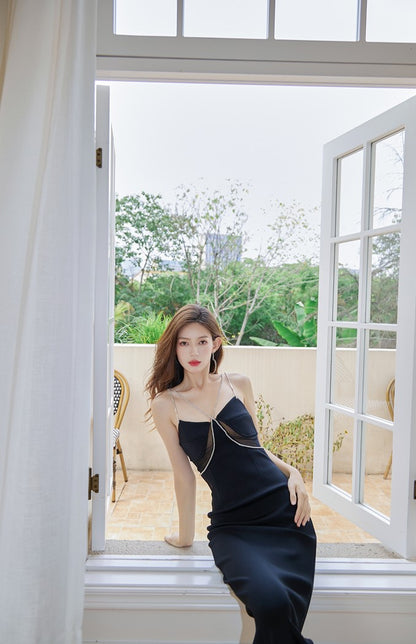 DOLLY High End Black Retro Style V-Neck Sleeveless Diamond Chain Long Dress-GENEVIEVE