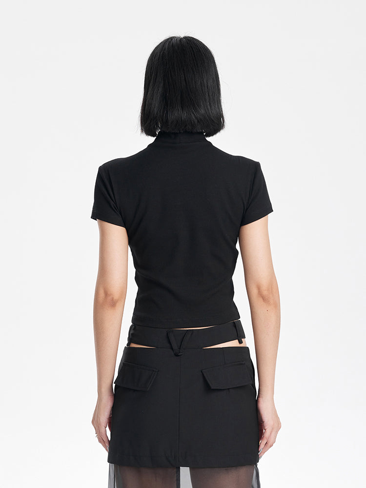TINY IN american cropped cut-out top with a half-high neck -GOJO