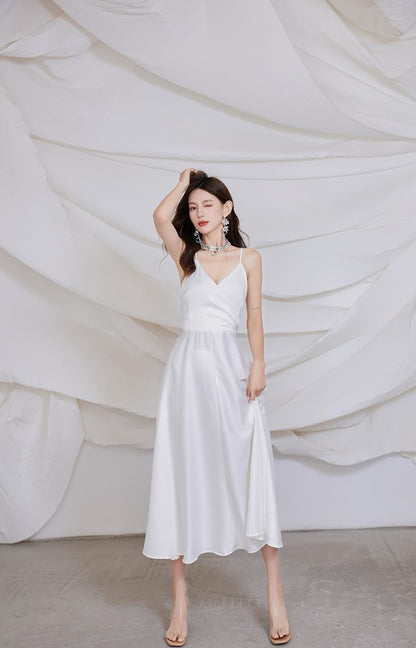 DOLLY Elegant French Style Satin V-Neck Sleeveless Backless Banquet Dress-XENA