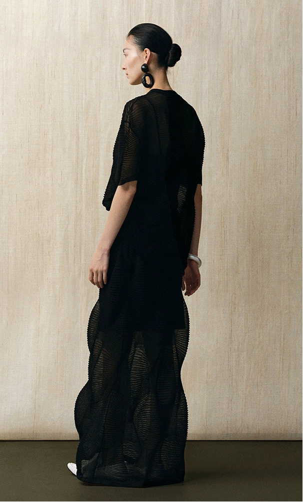 ZHUCHONGYUN light puff sleeve black crew neck knit top-LAILA.