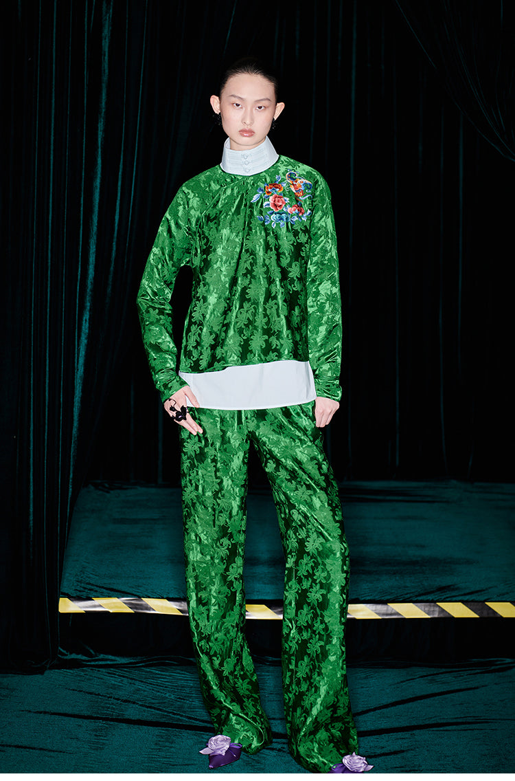 M essential Mackay designer emerald green silk thread embroidered top  pants set- zim.