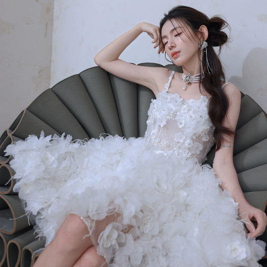 DOLLY Elegant White Embroidery Sleeveless Wedding Dress-Benny