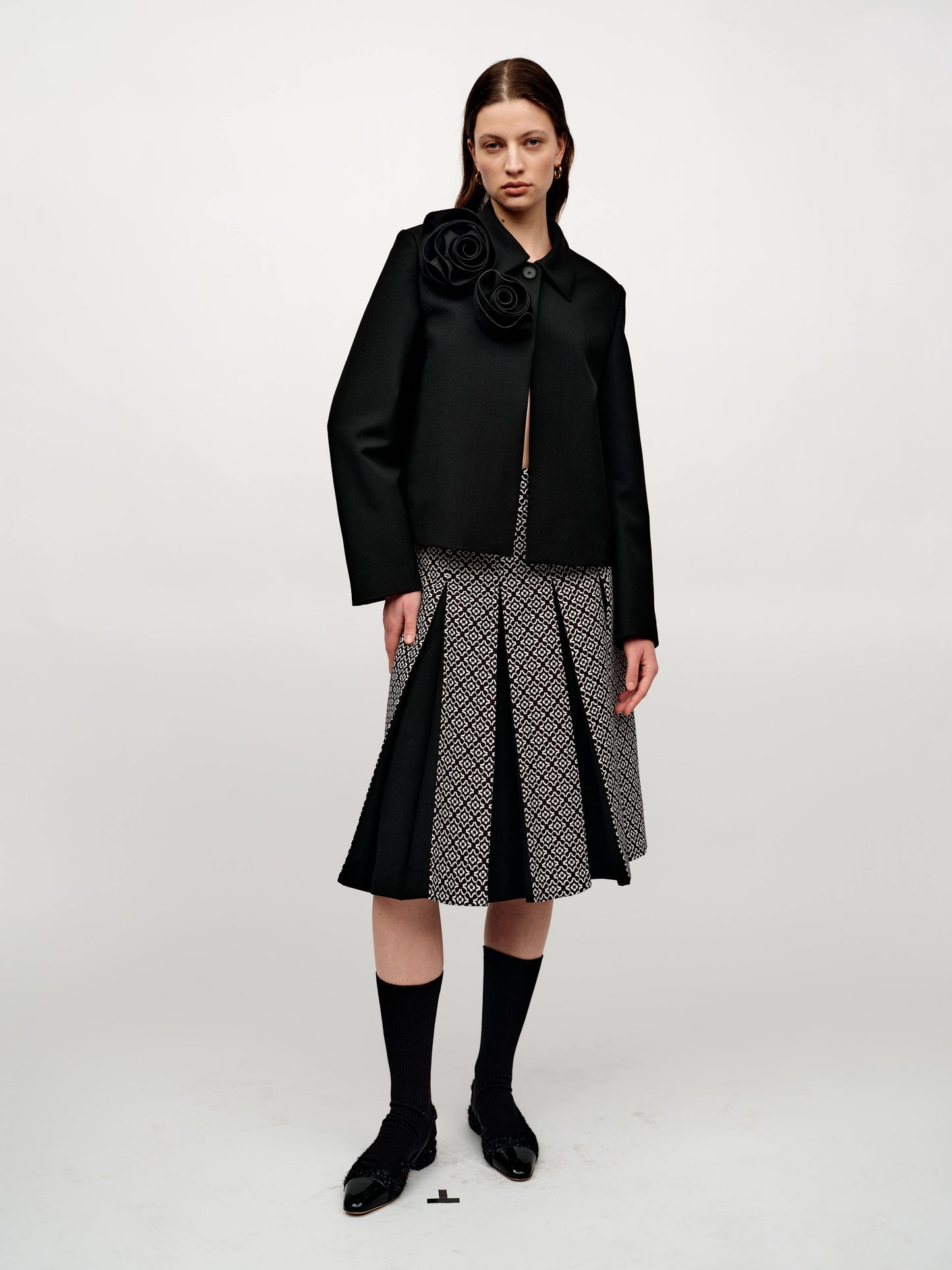 SERRER Black and white jacquard patchwork design pleated skirt - OLIVIA.